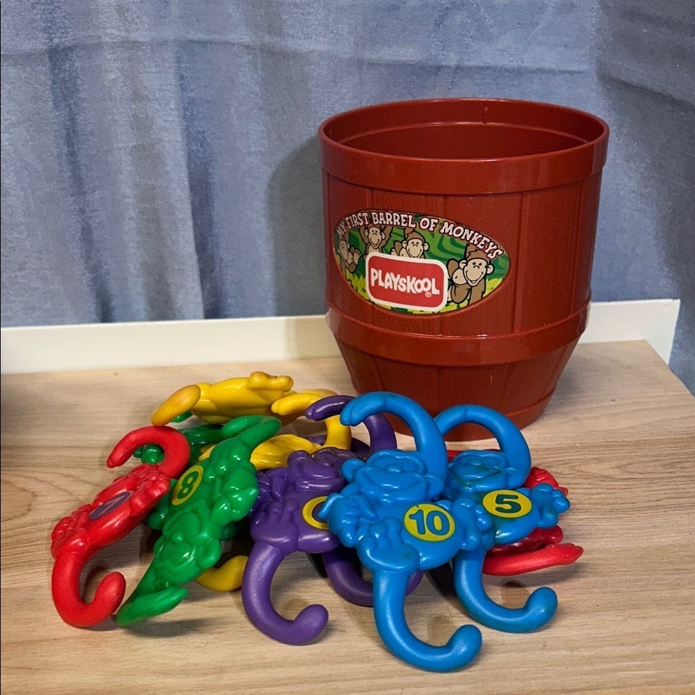 PLAYSKOOL My First Barrel of Monkeys - 1998 Hasbro Inc